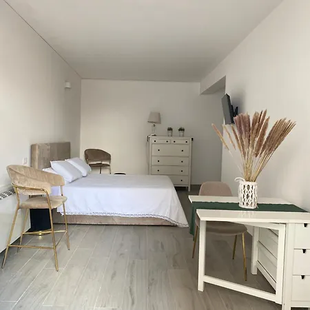 Pensión Deluxe Moderna