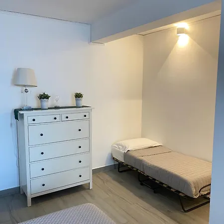 Deluxe Moderna Lecce